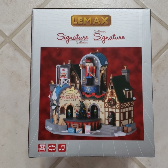 Lemax Ludwig's Nutcracker Factory Musical Display - Picture 4 of 8